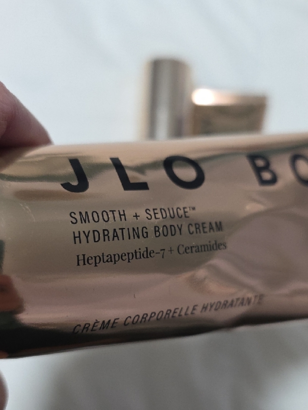 Jennifer Lopez Metallic Rose Gold Hydrating Body Cream - Picture 3 of 3